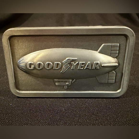 Vintage 1974 Goodyear Logo Belt Buckle - Picture 3 of 9